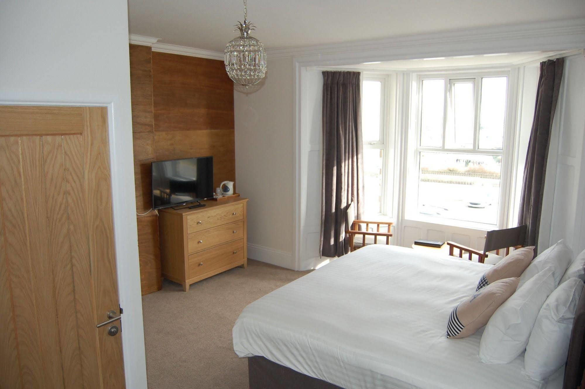 The Grosvenor Guest House Bude Exteriör bild